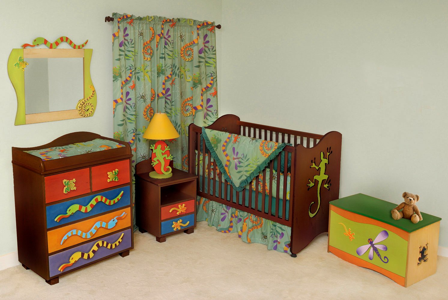 Chocolate Lizard Convertible Changing Table